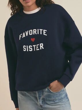 Favorite Daughter FAVORITE SISTER HEART LOGO SWEATSHIRT
GG22